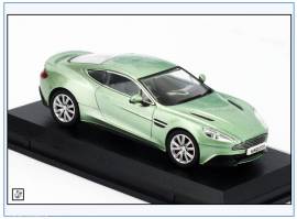 AMV001 Aston Martin Vanquish Coupe, gr�n-metallic,2001, Oxford 1:43, NEU - Bild vergr��ern 